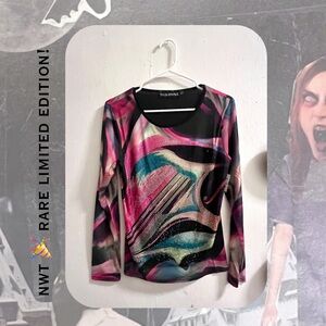 🆕 🎉 long sleeved top with beaded sparkly Y2K abstract multicolor print